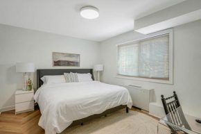 Crystal City Boutique Flats Free Parking 101